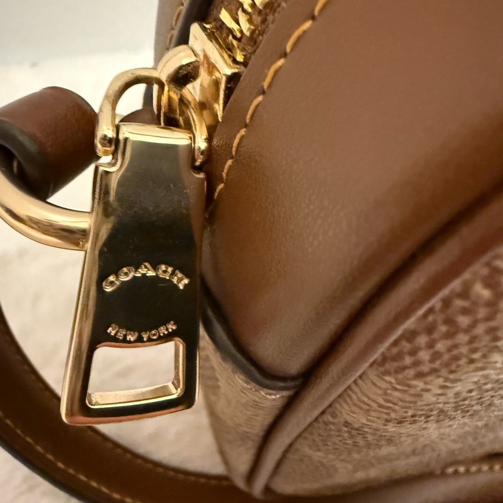 Coach Mini Jamie Camera Signature Canvas Brown Crossbody Bag NWT - Picture 4 of 5